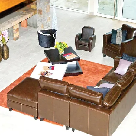 Well-kept In A Mountain Village Saint-Mamet