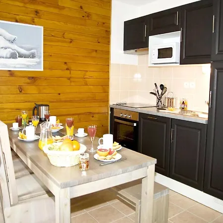 Well-kept In A Mountain Village *