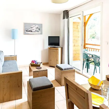 Well-kept In A Mountain Village Saint-Mamet