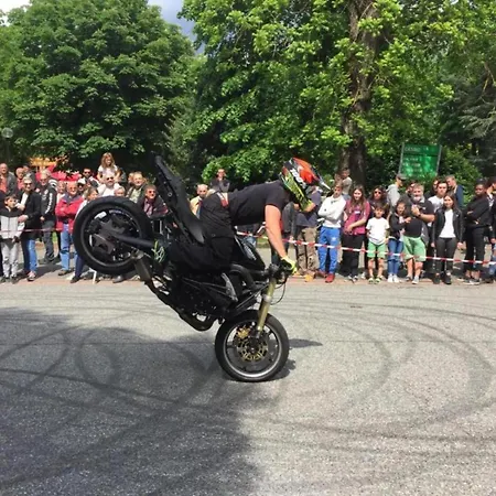 Well-kept In A Mountain Village Saint-Mamet