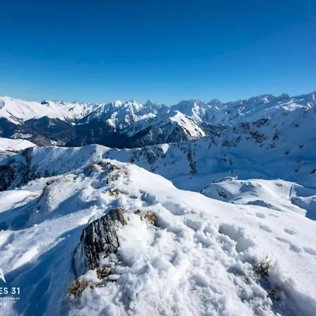 Well-kept In A Mountain Village Saint-Mamet